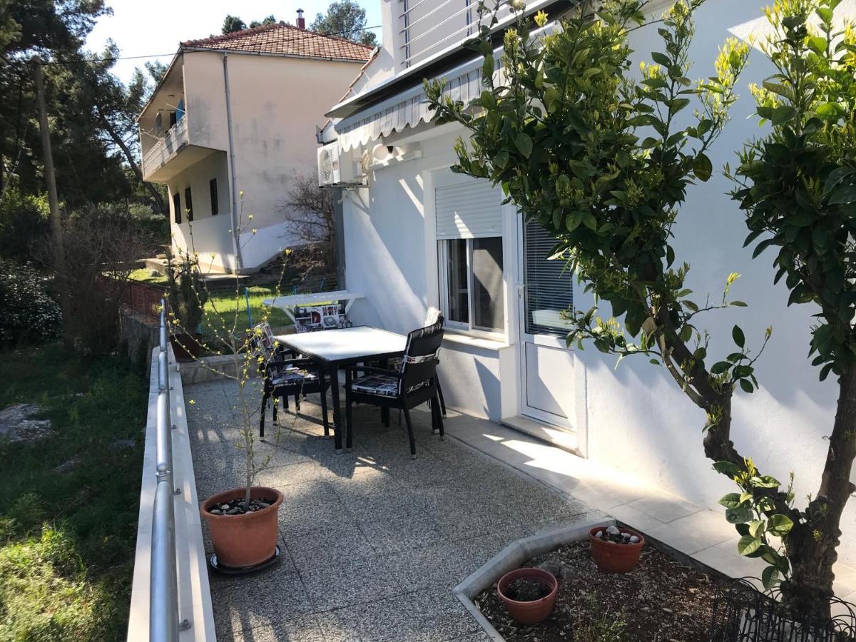 Tona Apartments Trogir Buitenkant foto