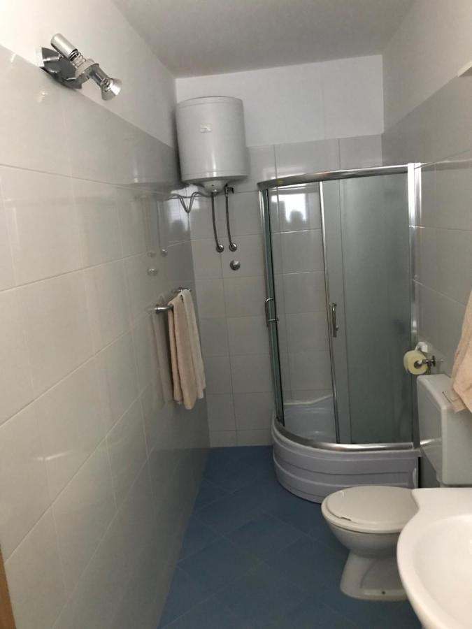 Tona Apartments Trogir Buitenkant foto