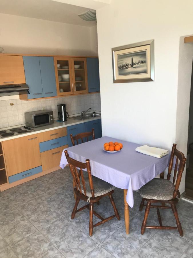Tona Apartments Trogir Buitenkant foto